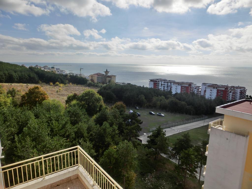 Panoramic Sea View Apartment Crown, Pools And Beach, Sveti Vlas Exterior photo